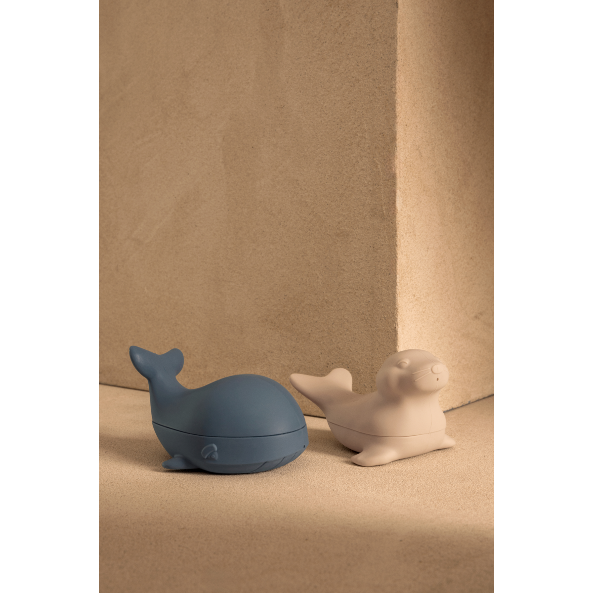 LIEWOOD DUNCAN Flydende Badelegetøj - Whale blue / Sandy - Badelegetøj