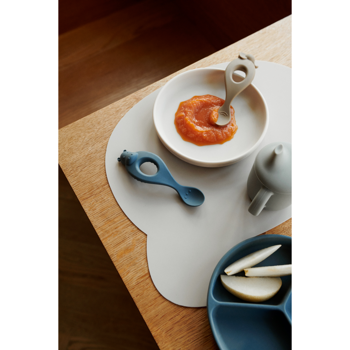 LIEWOOD Stacy Skridsikker Tallerken 2 stk - Sea blue / Whale blue - Tallerken
