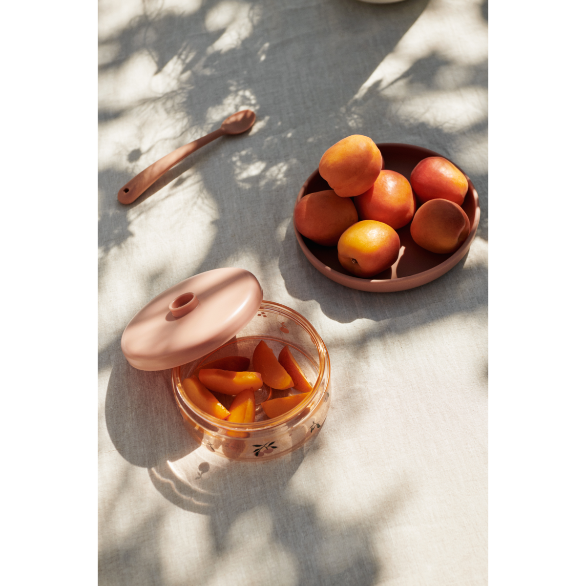 LIEWOOD DOMINIQUE boks til babymad 500 ml - Peach / Sea shell - Snackboks