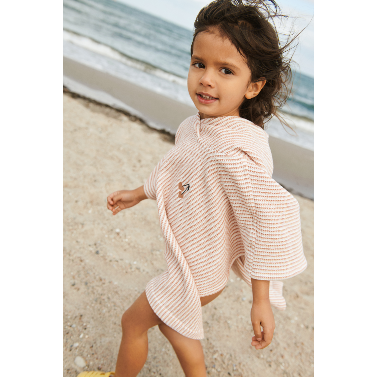 LIEWOOD Paco Håndklædeponcho med broderi - Y/D stripe Tuscany rose / Creme de la creme - Badekåbe / Poncho