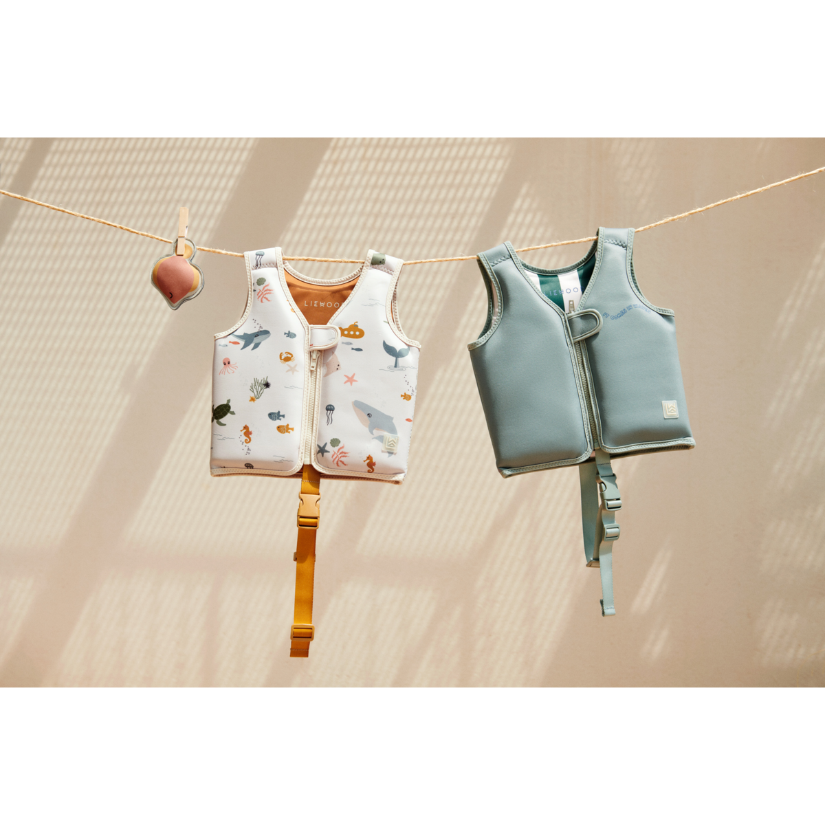 LIEWOOD Dove Badevest - It comes in waves / Peppermint - Svømmevest