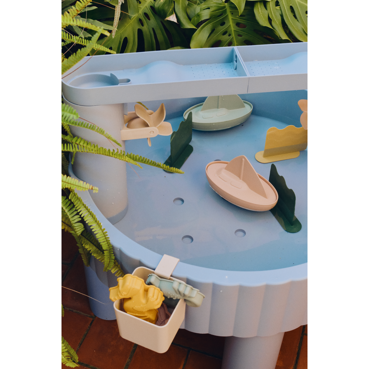 LIEWOOD Sepp Aktivitetsbord - Beach blue multi mix - Udendørs legetøj